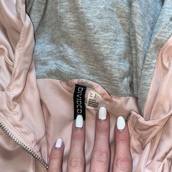 Pink Jacket - Picture 3 of 3